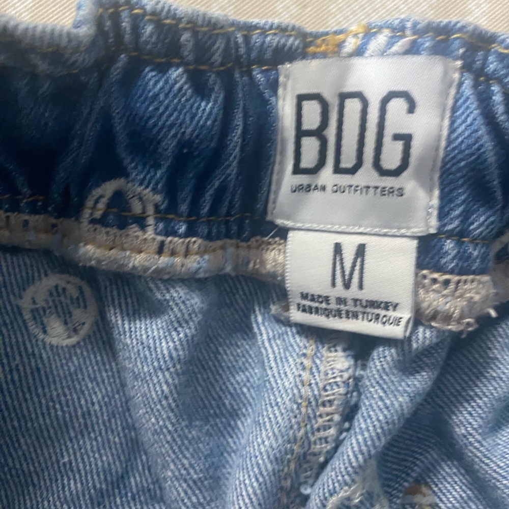 BDG embroidered smiley face denim medium wash . Straight leg baggy unisex pants - Picture 7 of 8
